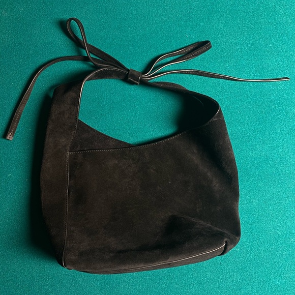 Reformation Small Vittoria Tote - Picture 2 of 9